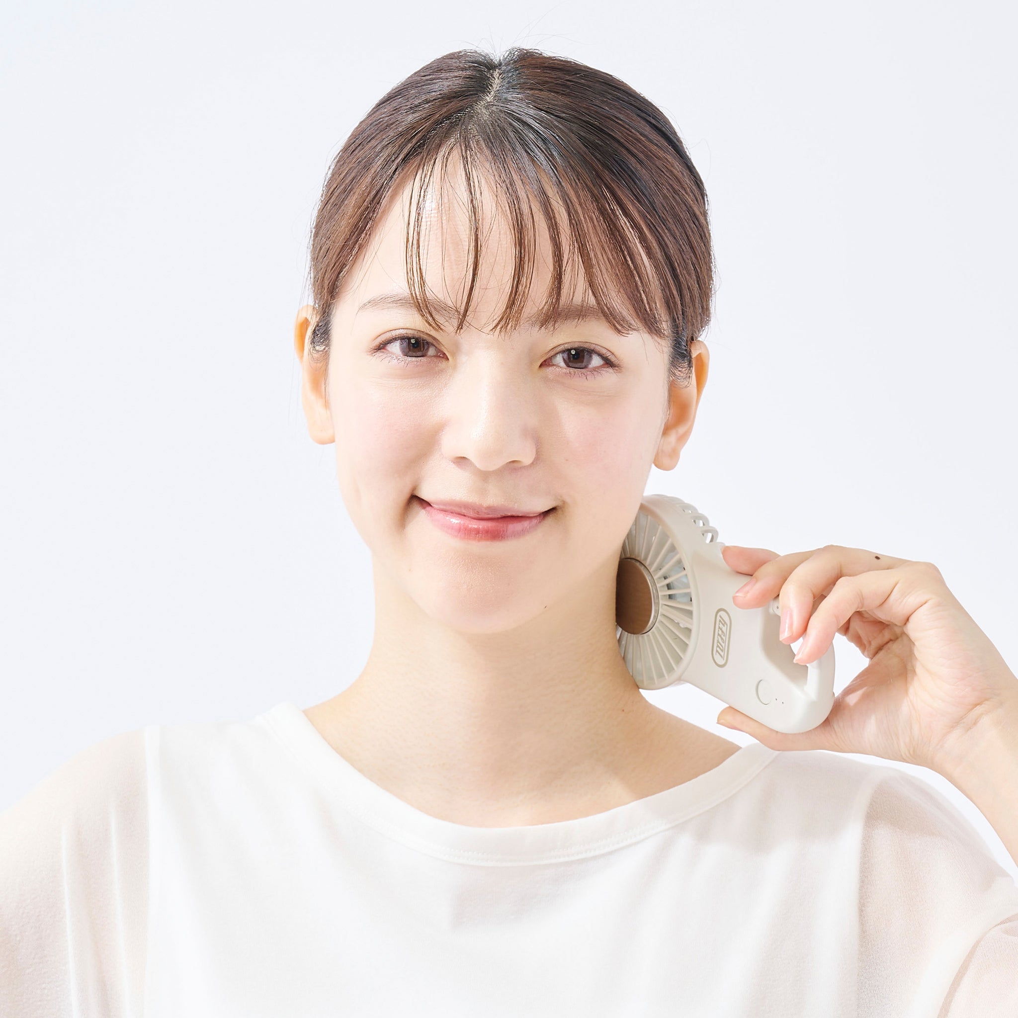 Toffy 薄型ひんやりフックファン