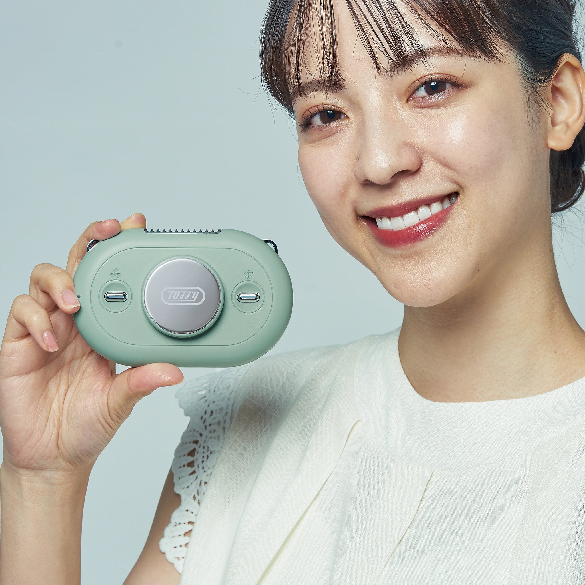 Toffy ひんやりハンズフリーファン