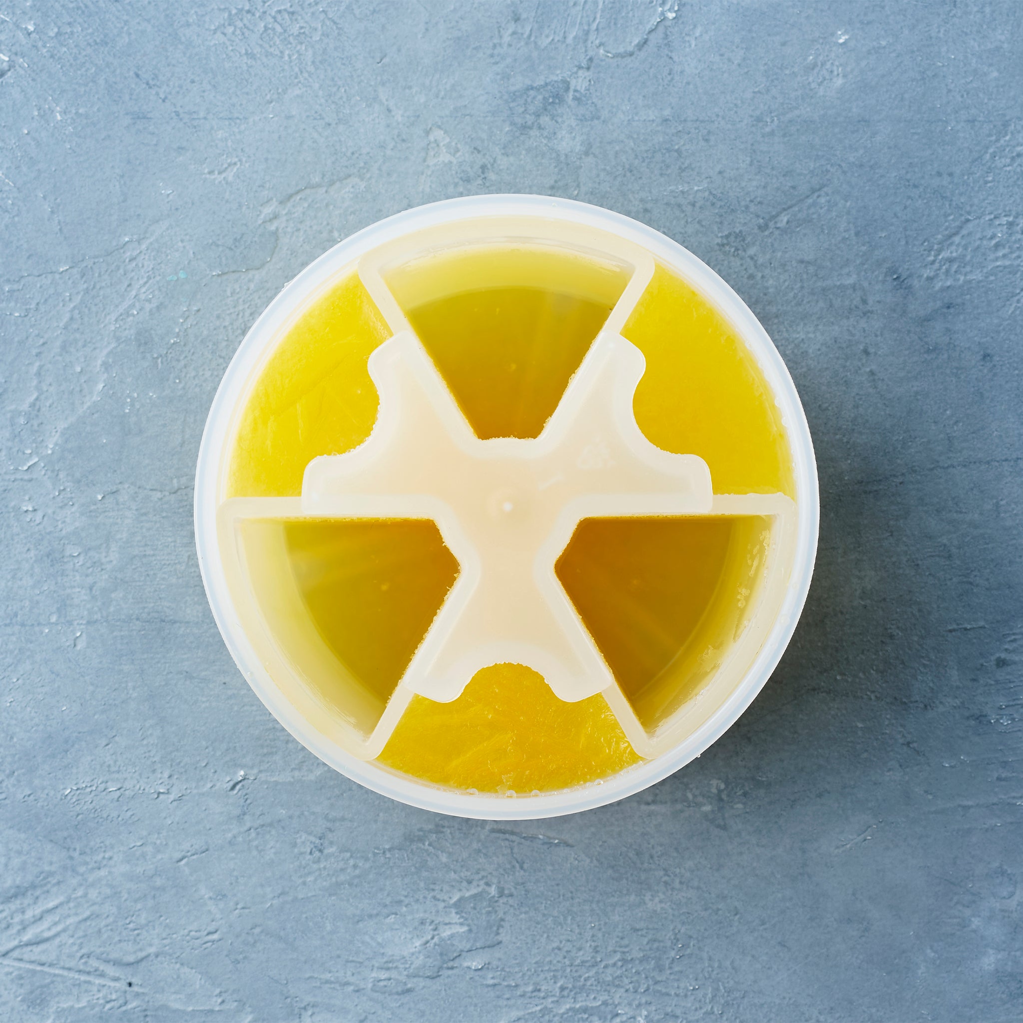 TOFFY HAPPY COLLECTION コンパクトふわふわかき氷器