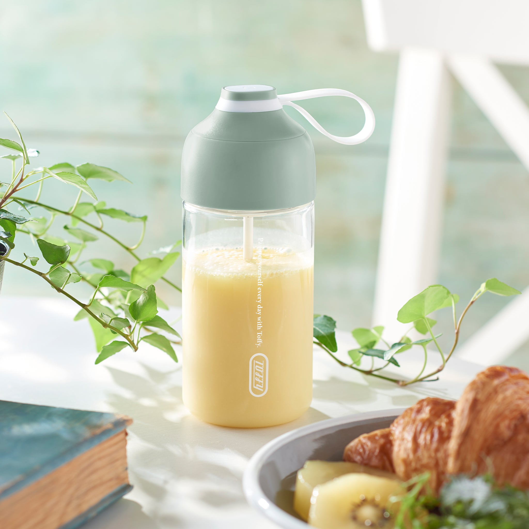 Toffy 電動ドリンクシェーカー