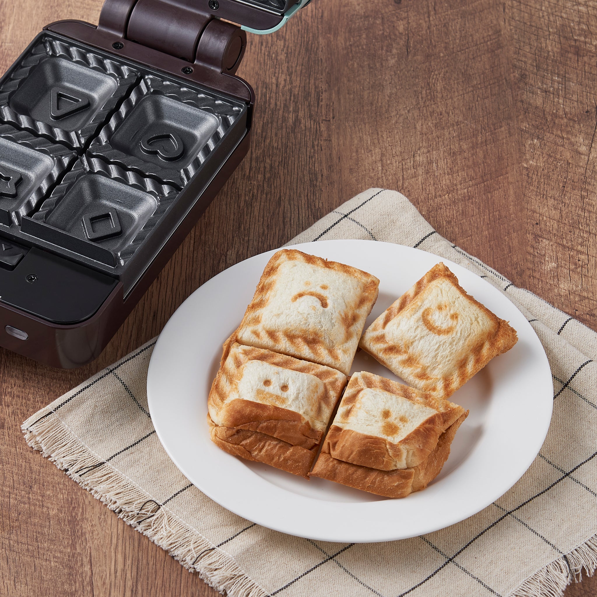 Toffy クォーターホットサンドメーカー