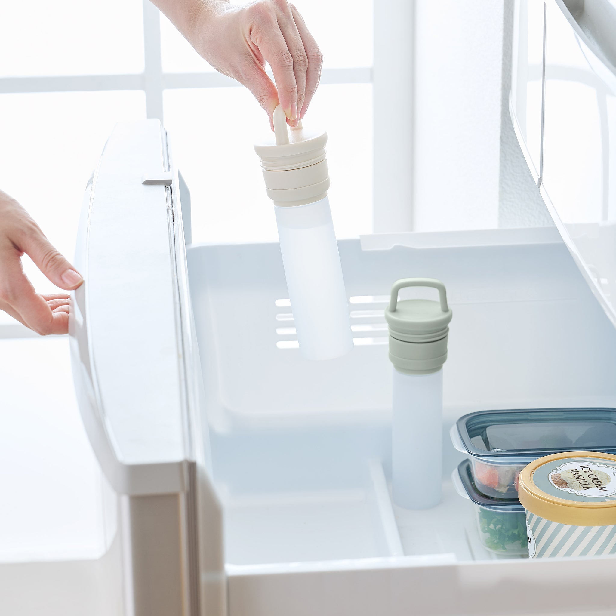Toffy スティック氷のう〈カラビナ付き〉