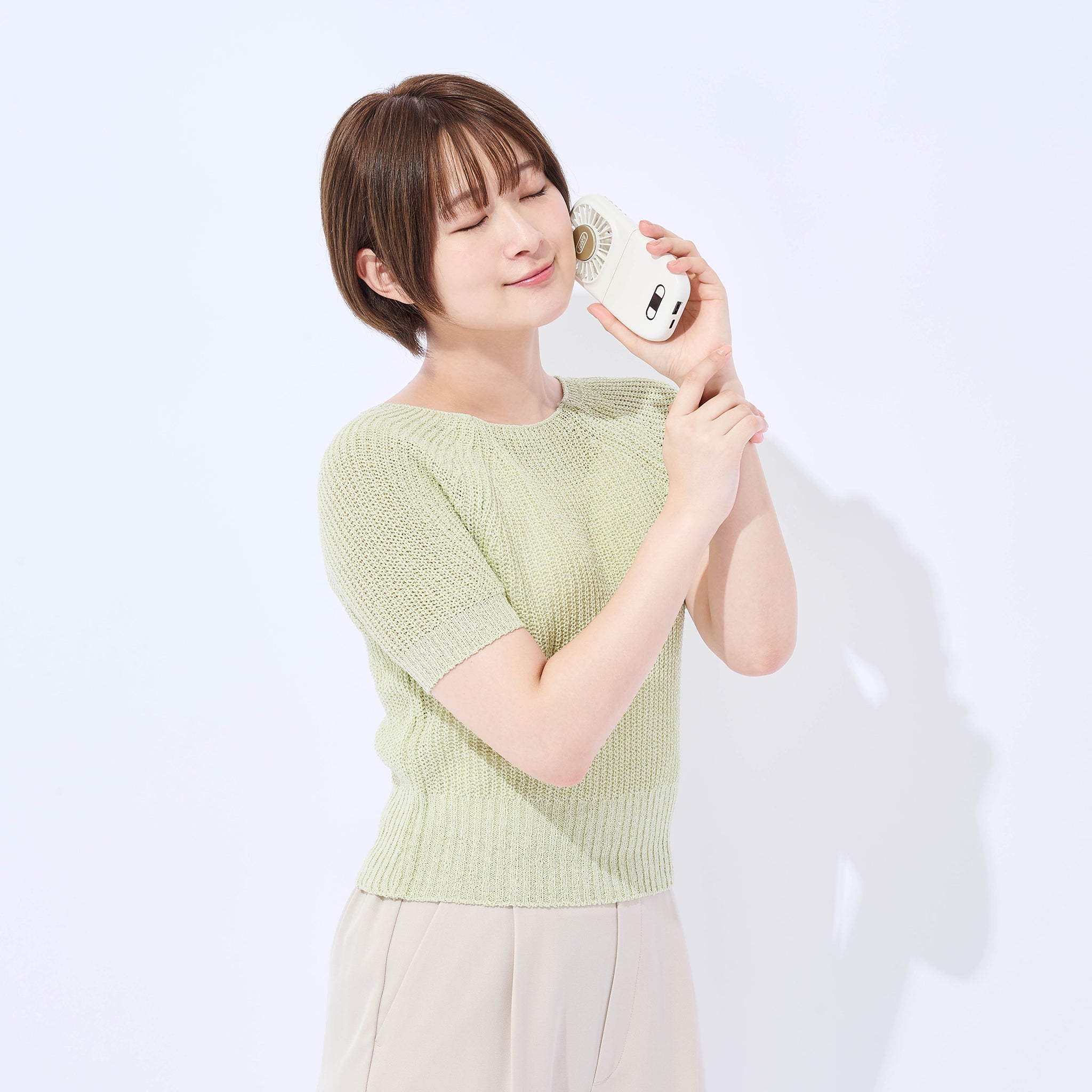 Toffy ひんやり6Wayモバイルファン