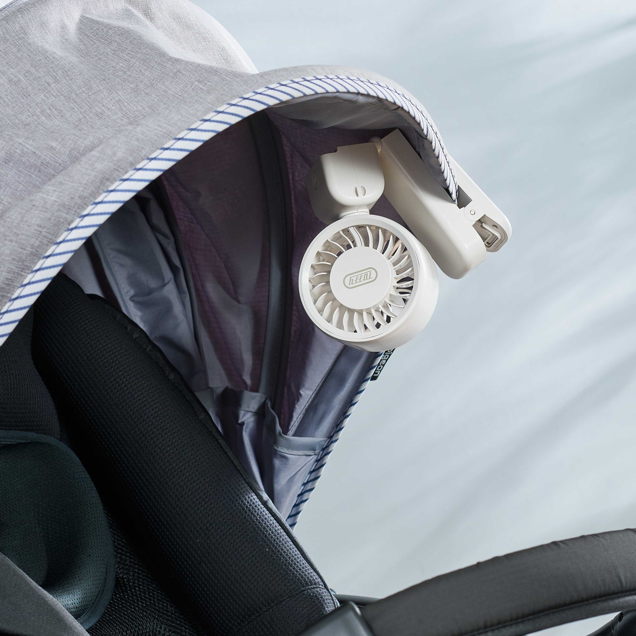 Toffy マグネット&クリップファン