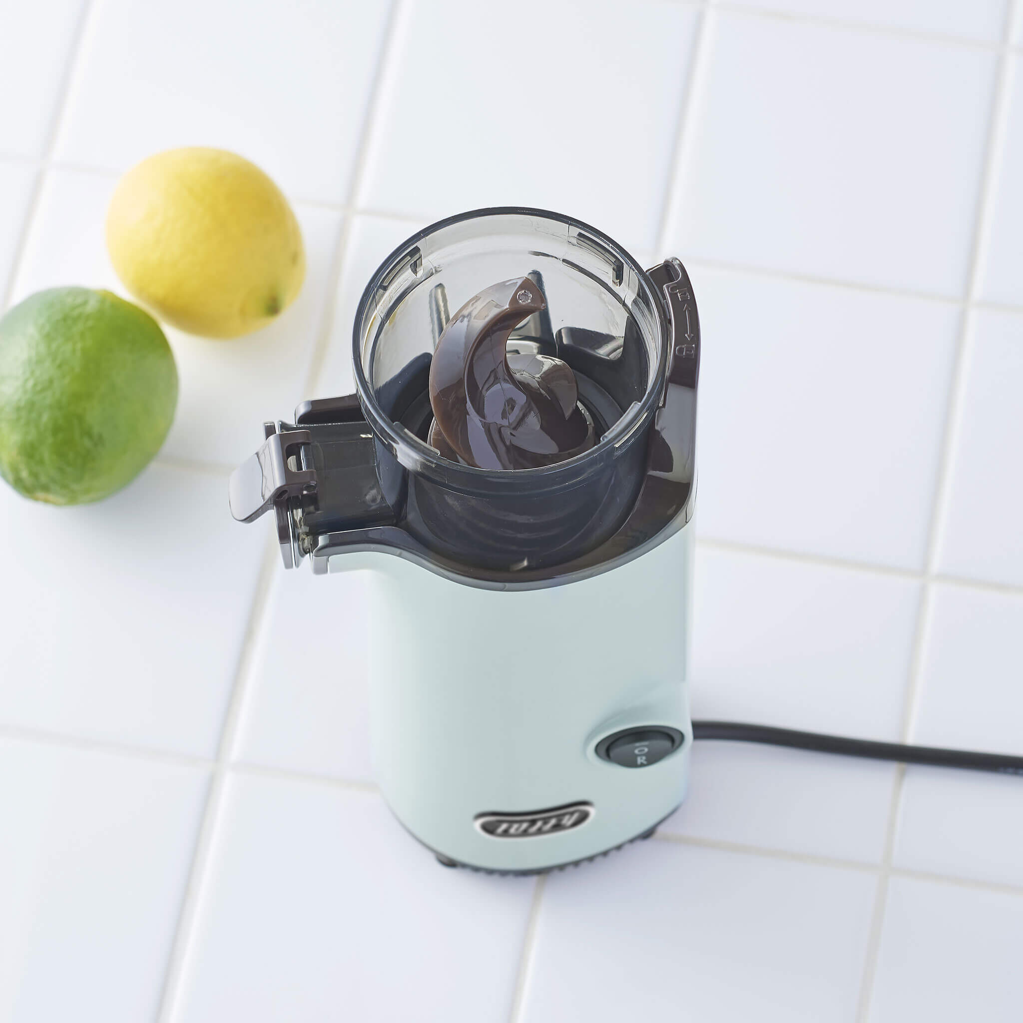 Toffy ミニスロージューサー