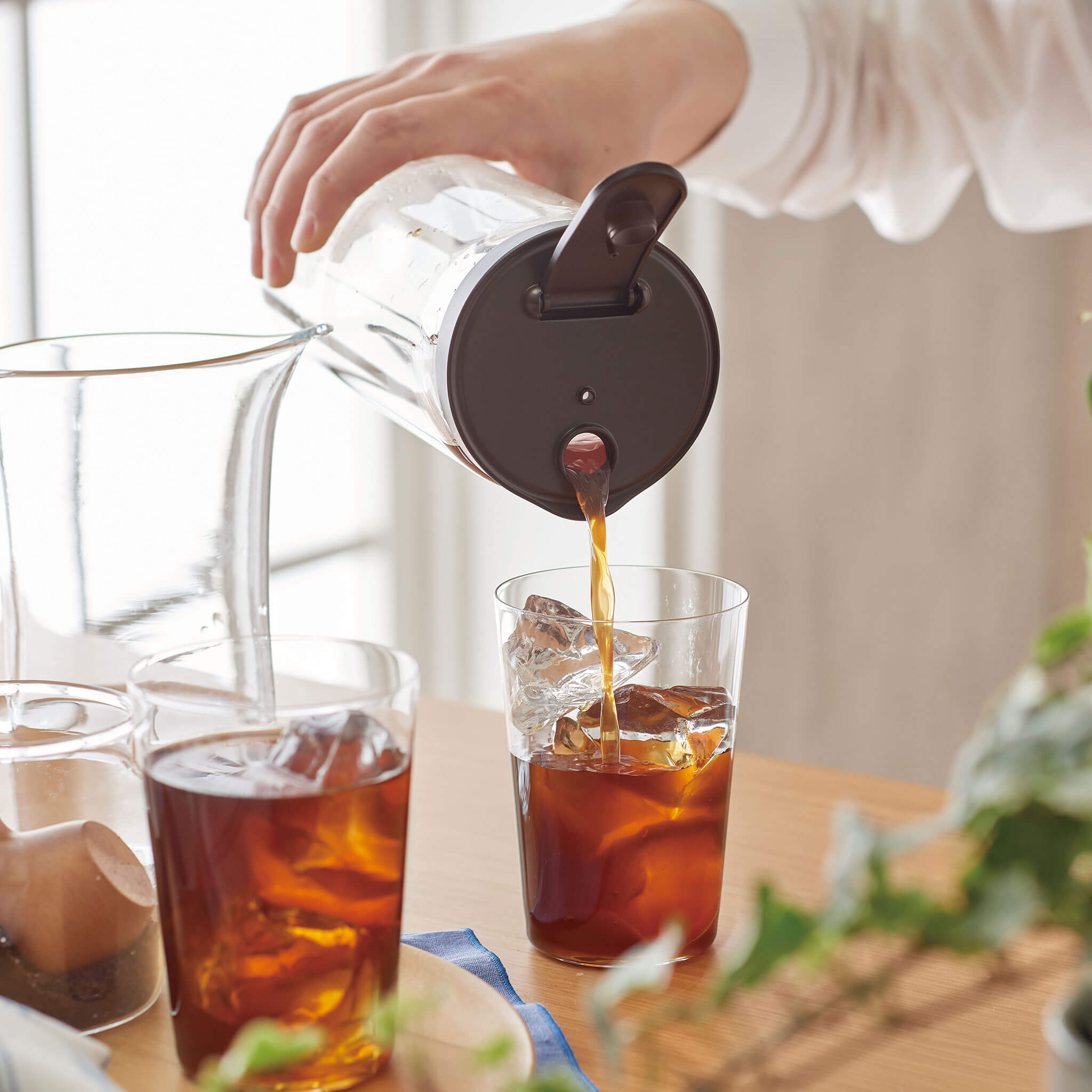 Toffy 電動コールドブリューボトル