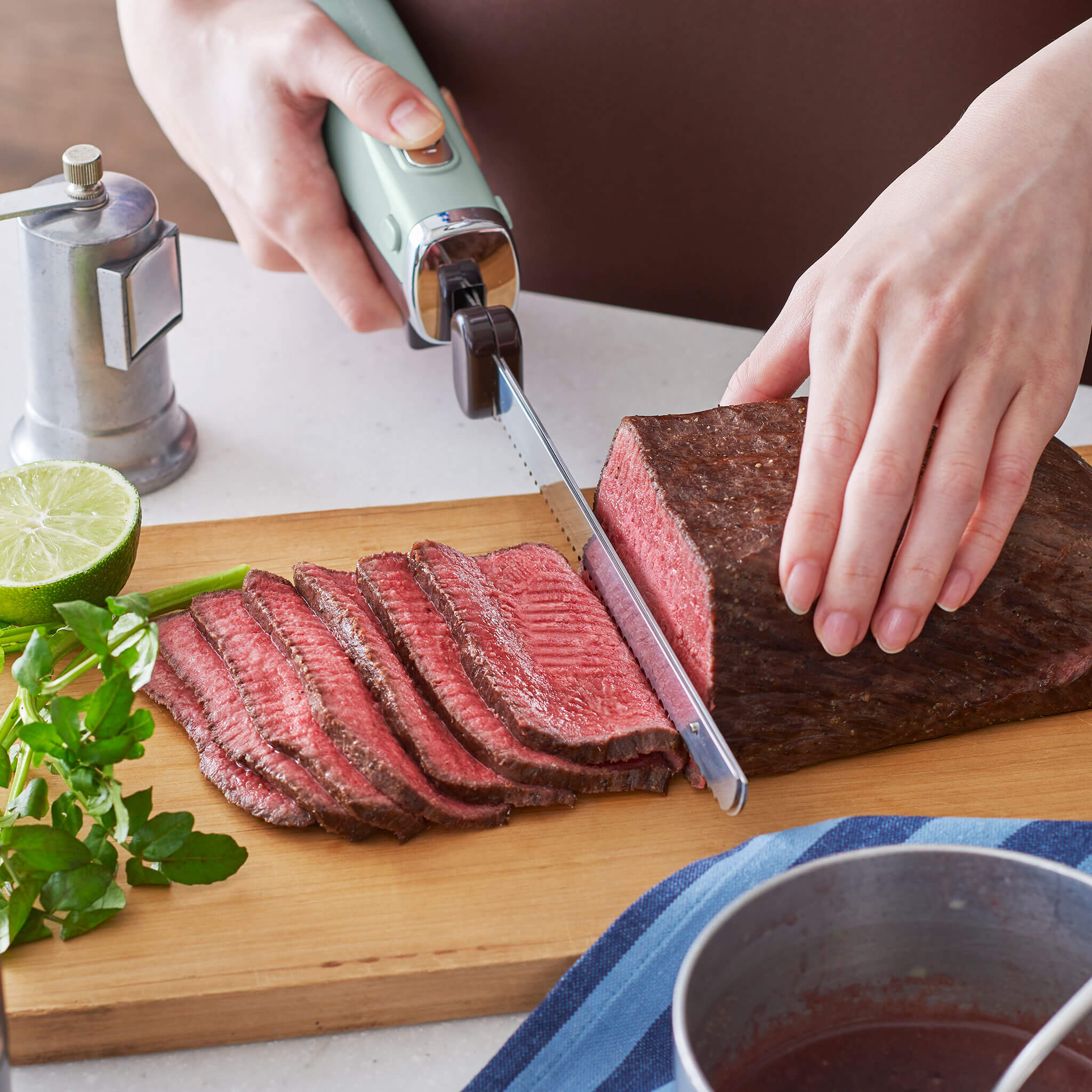 【アウトレット品】Toffy 電動マルチナイフ<充電式>