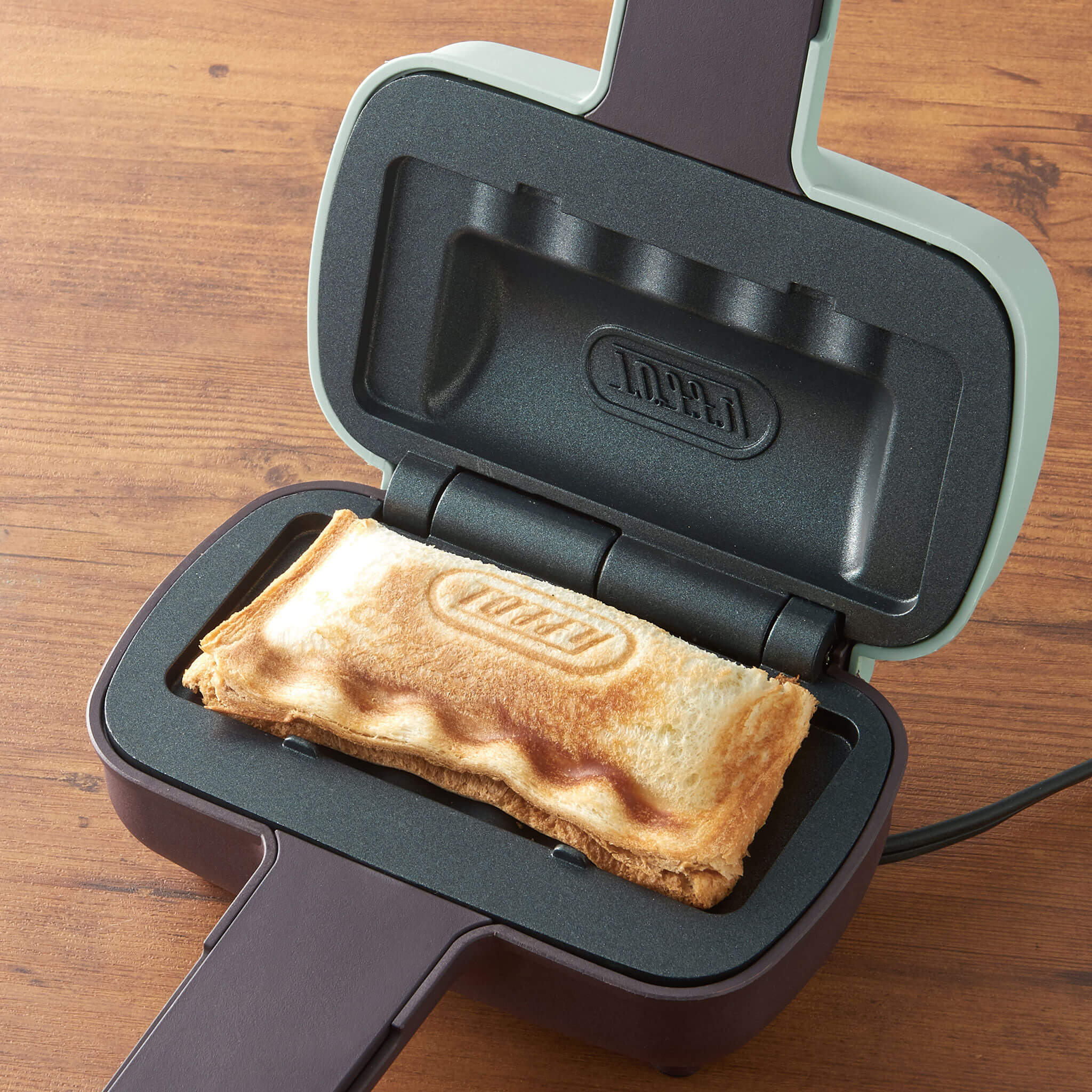 Toffy ハーフホットサンドメーカー