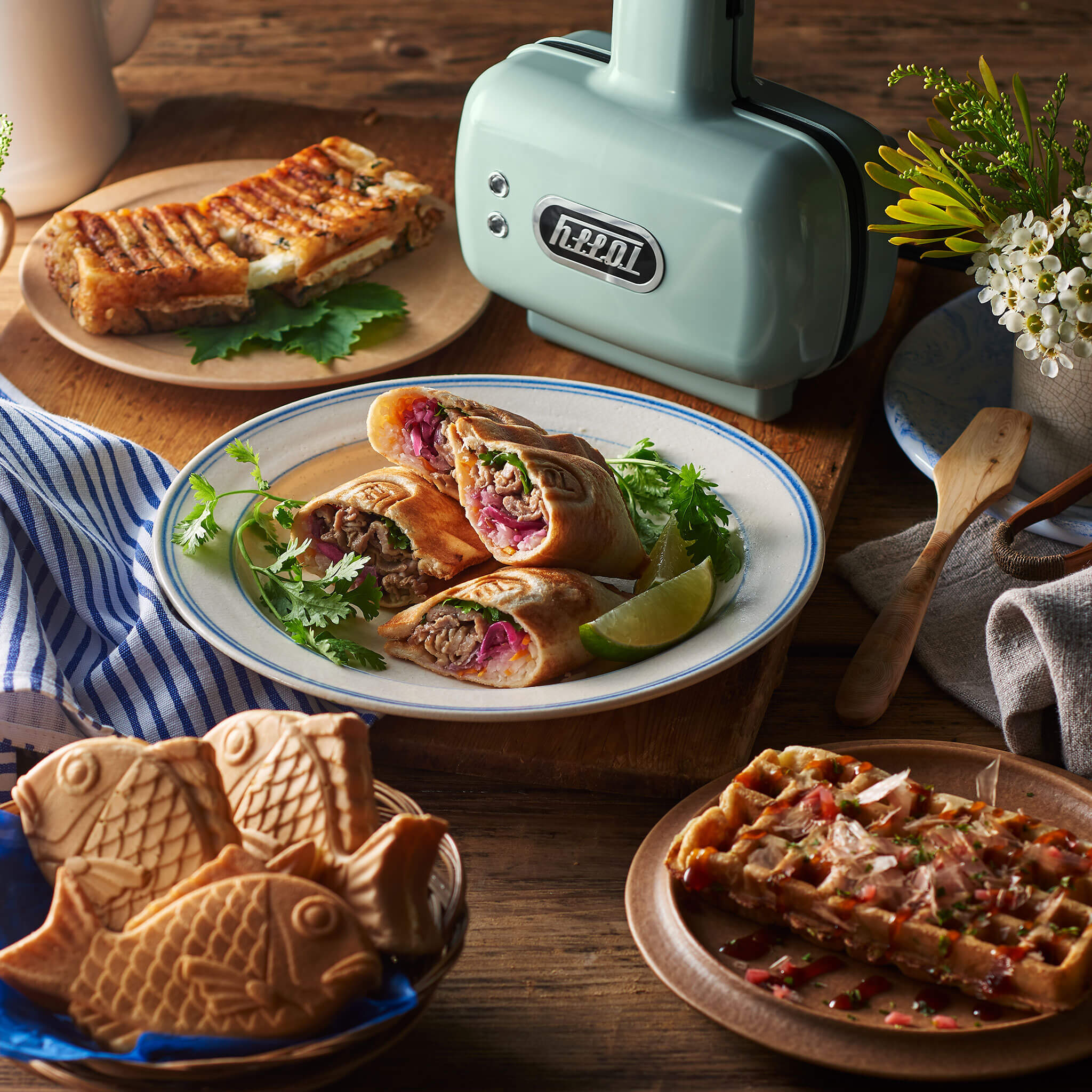 Toffy ハーフホットサンドメーカー<プレート交換式>