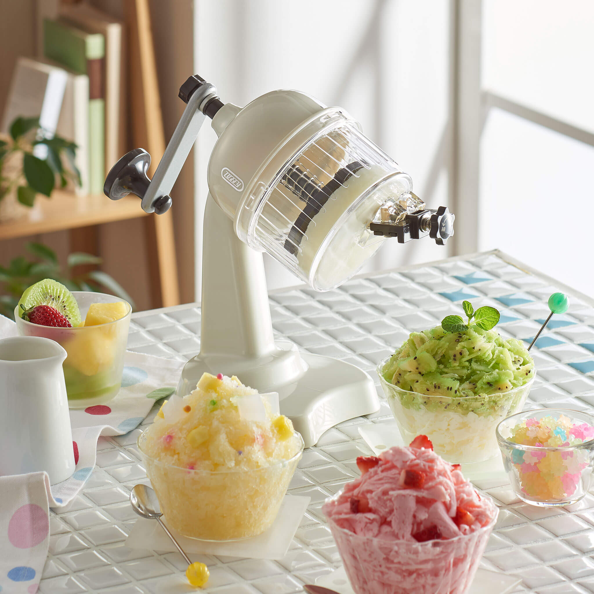 Toffy コンパクトふわふわかき氷器