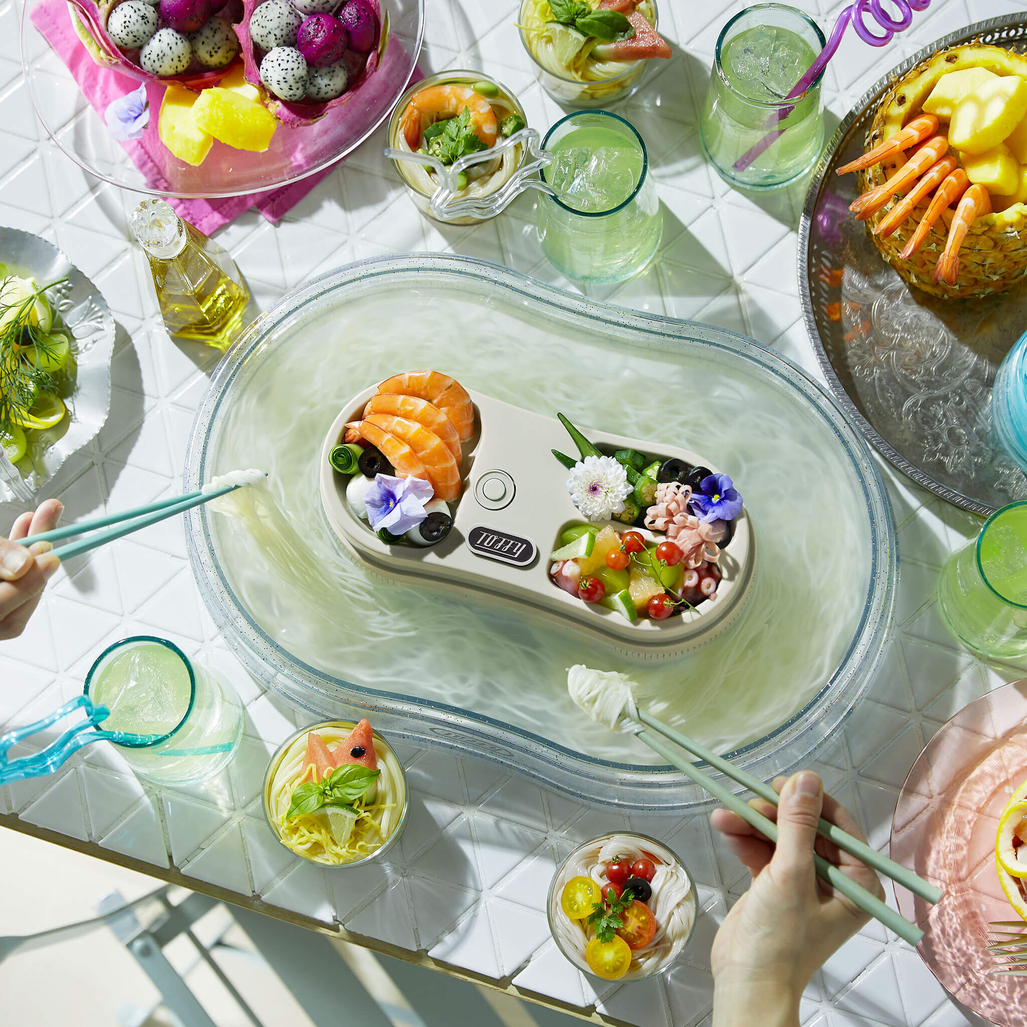 Toffy きらきら流しそうめん器