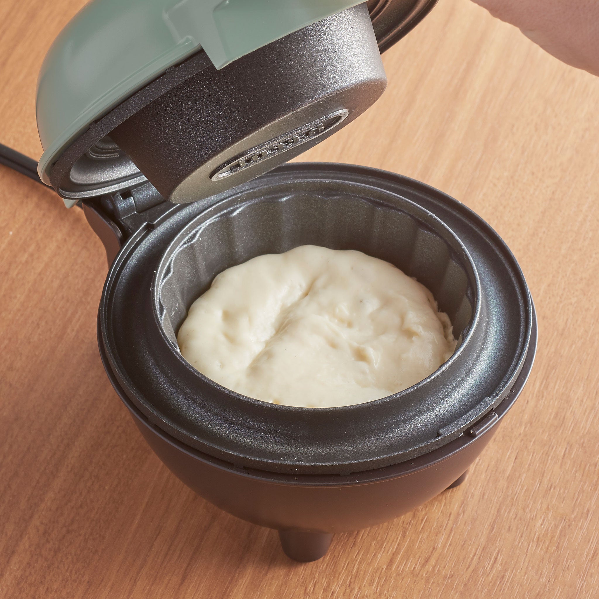 Toffy 食べられる器メーカー