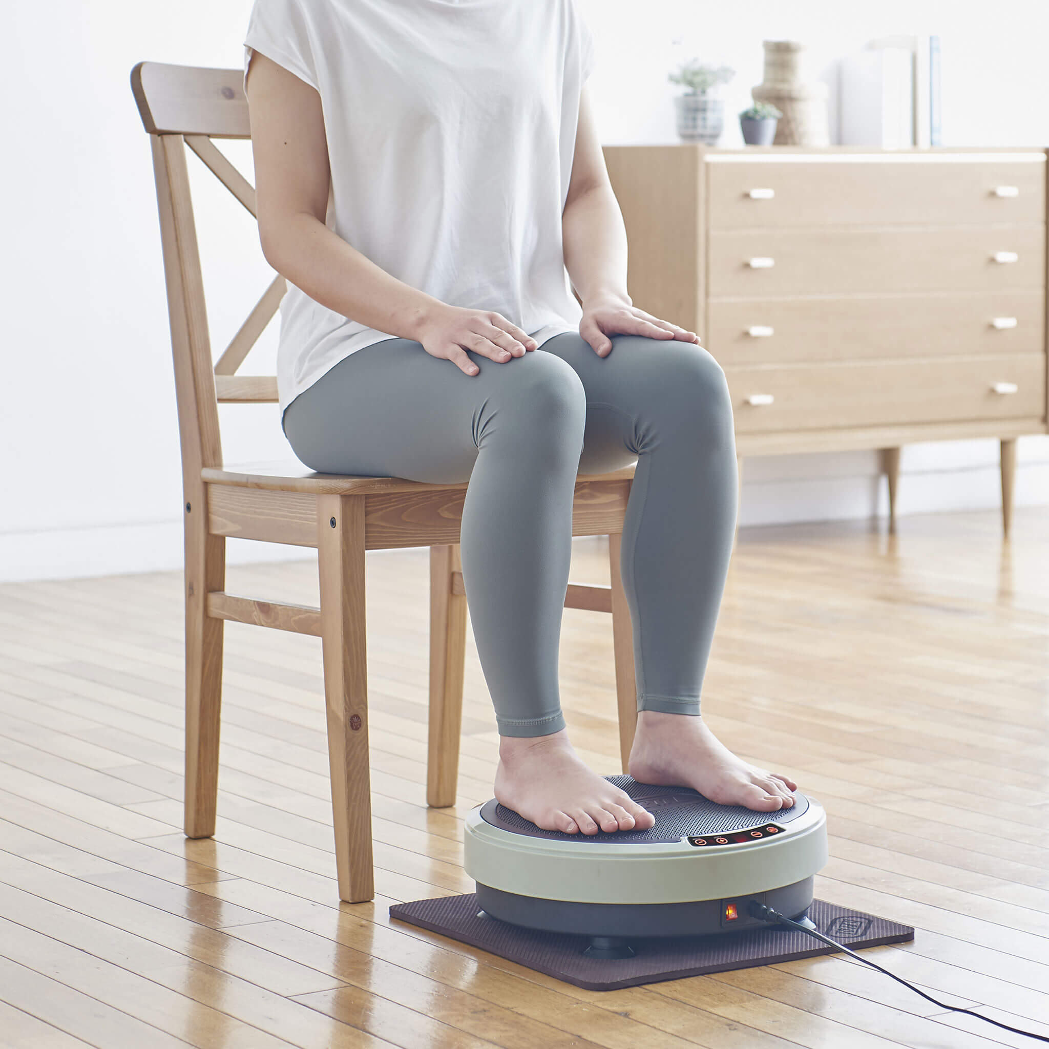 【アウトレット】Toffy ホームフィットネス振動ボード