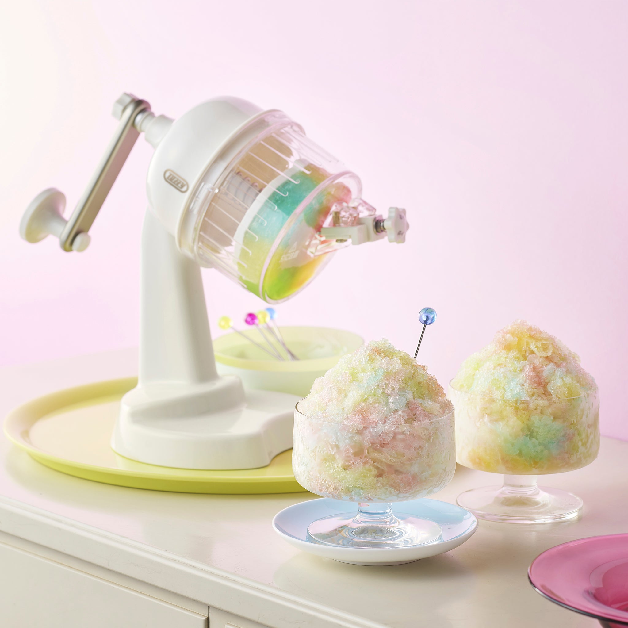 TOFFY HAPPY COLLECTION コンパクトふわふわかき氷器