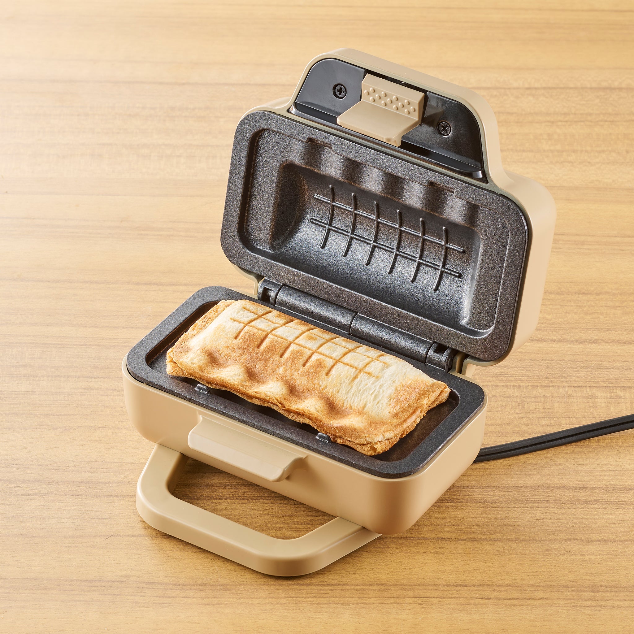 CUTENSILハーフホットサンドメーカー ｜ Toffy公式オンラインショップ