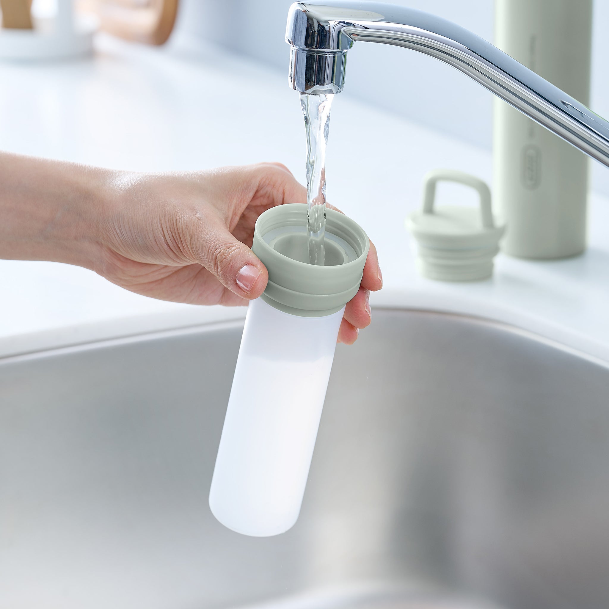 Toffy スティック氷のう〈カラビナ付き〉