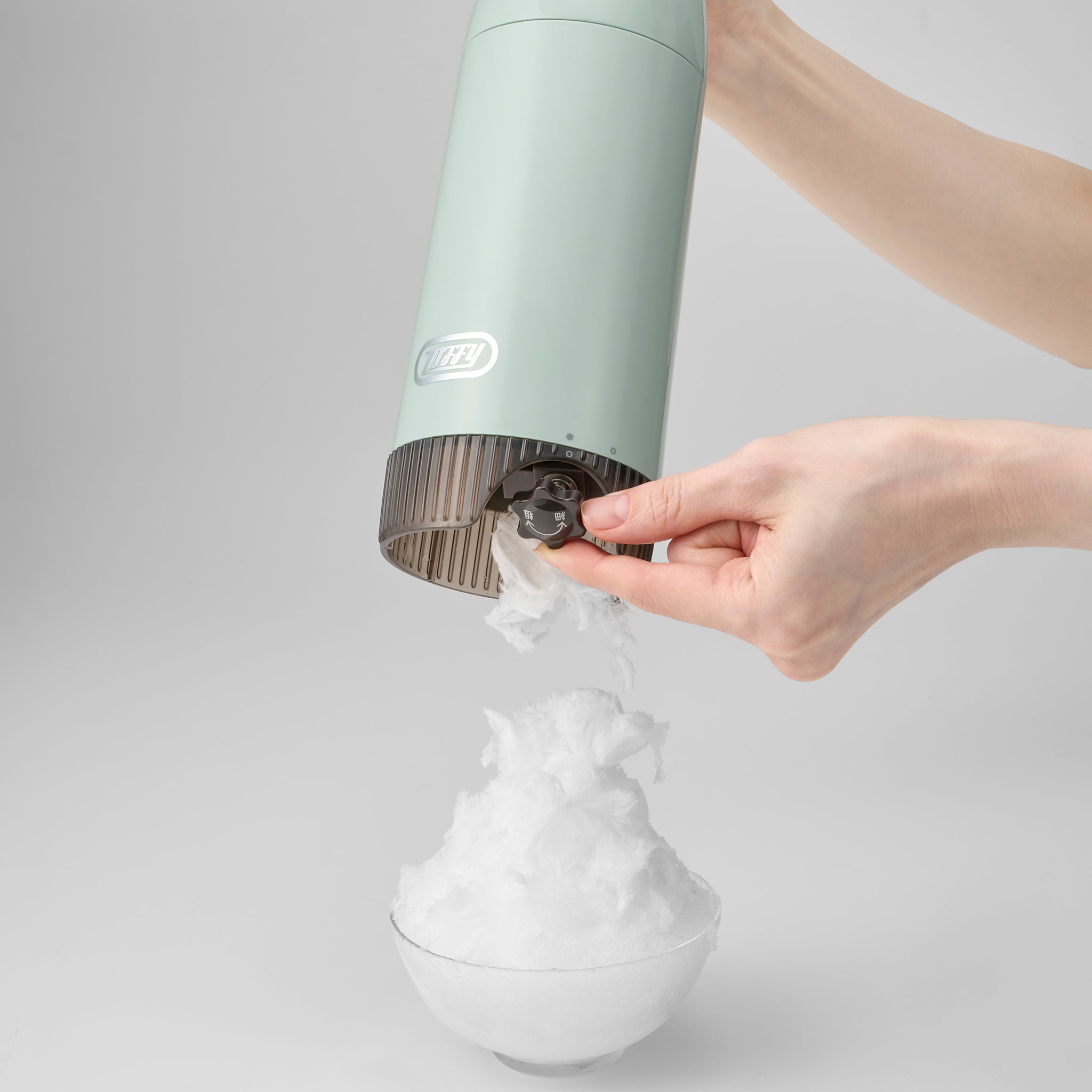 Toffy コードレスふわふわかき氷器